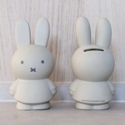 Peluches Miffy & Snoopy Tirelire Miffy - Atelier Pierre Junior - 19Cm - Sable D Coration Enfants