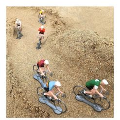 Bernard & Eddy Figurine Cycliste Maillot Irlande _ Bernard & Eddy Jouets Garage, Voitures