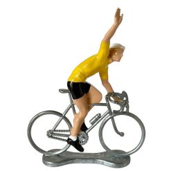 Bernard & Eddy Figurine Cycliste Winner Maillot Jaune_ Bernard & Eddy Jouets Garage, Voitures