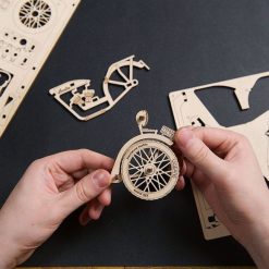 UGEARS models Moto Indie Ugears Puzzle 2,5D En Bois Jeux De Construction